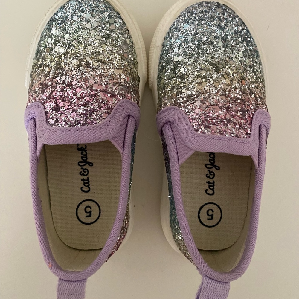 Cat & Jack size 5 toddler slip on shoes